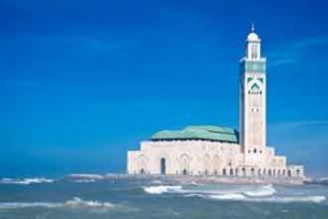 Die Moschee Hassan II. in Casablanca ist ein wunderschönes Bauwerk und eine der größten Moscheen der Welt