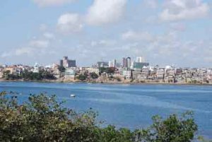 Mombasa - Hafenstadt und Urlaubsort in Kenia