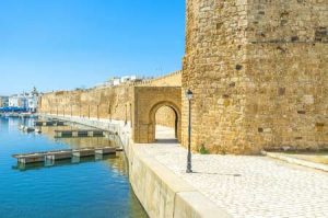 Alte Stadtmauer am Hafen von Bizerte