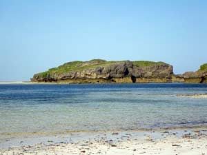 Typische Koralleninsel bei Watamu - Kenia-Urlaub an der Nordküste